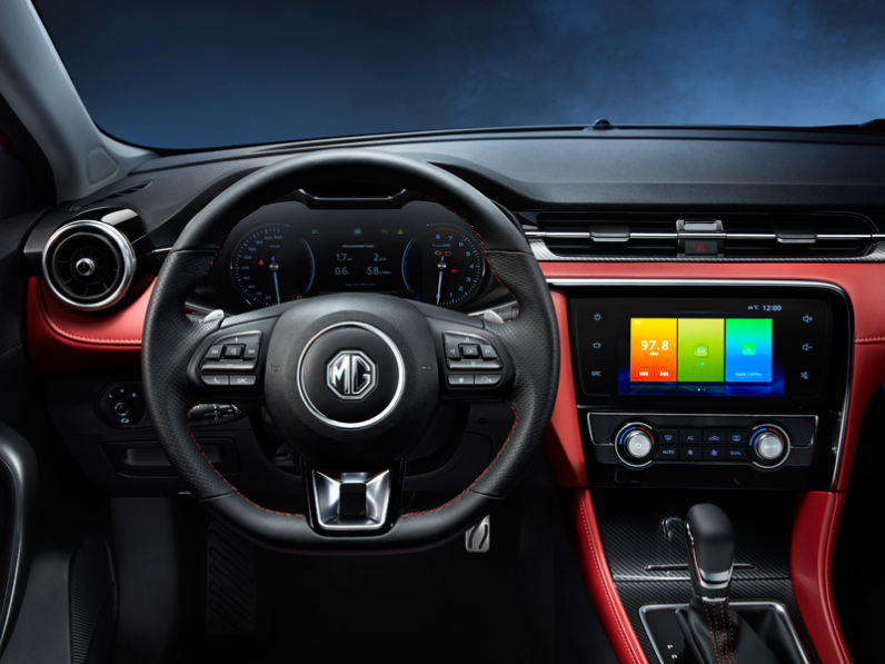 
								MG6 1.5 A/T Luxury Red interior كامل									